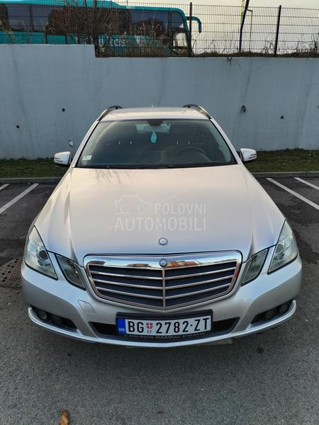 Mercedes Benz E 200 W212