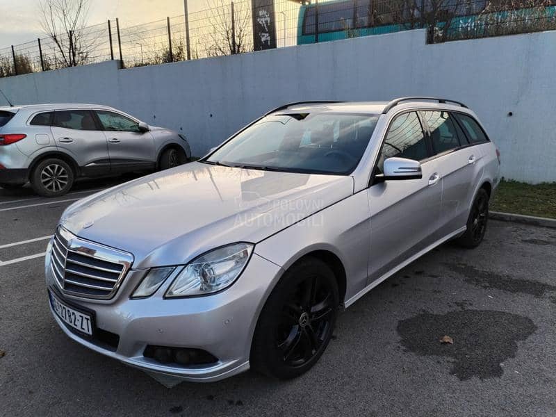 Mercedes Benz E 200 W212