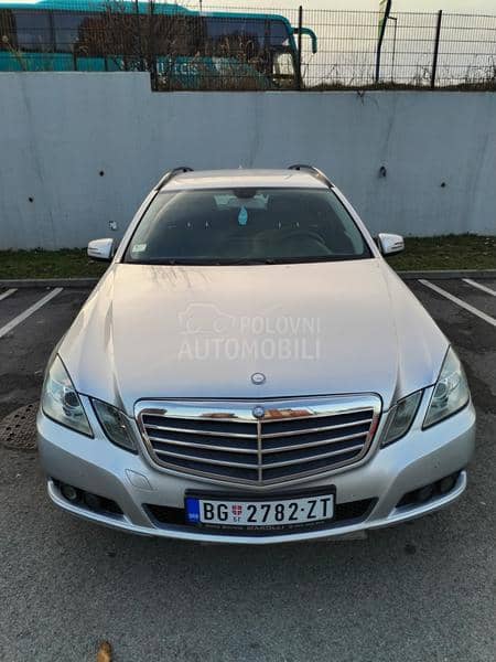 Mercedes Benz E 200 W212