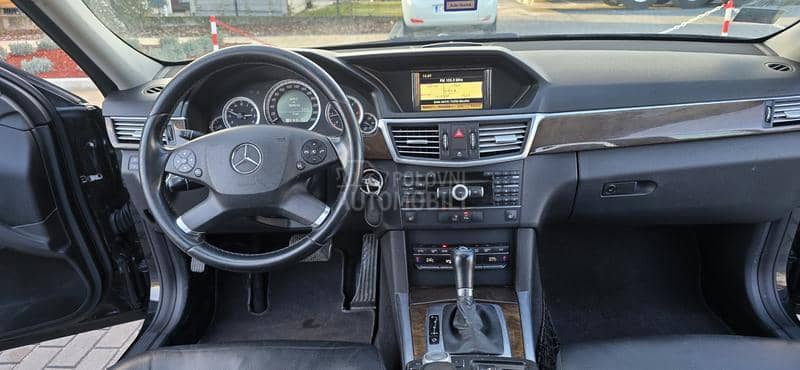 Mercedes Benz E 200 AMG/AUT/KOZA