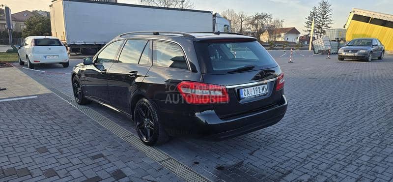 Mercedes Benz E 200 AMG/AUT/KOZA