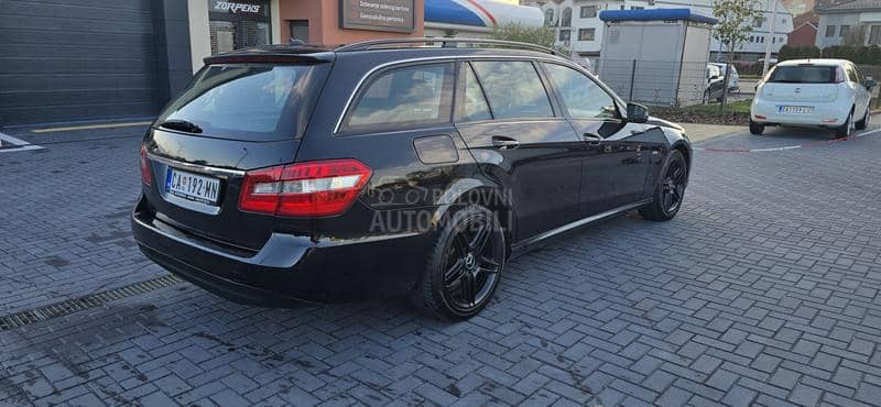 Mercedes Benz E 200 AMG/AUT/KOZA