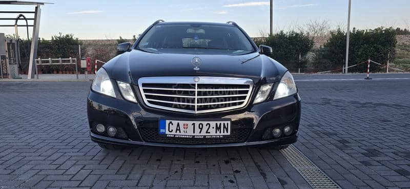 Mercedes Benz E 200 AMG/AUT/KOZA