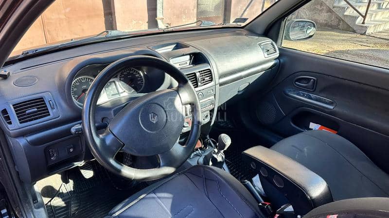 Renault Clio II 1.2 16v