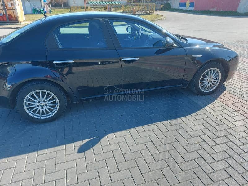 Alfa Romeo 159 