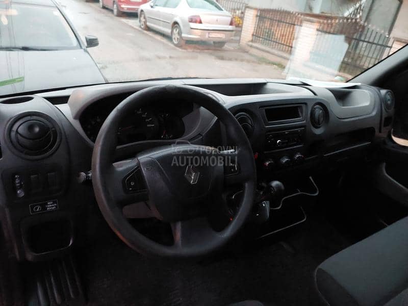 Renault Master 2.3