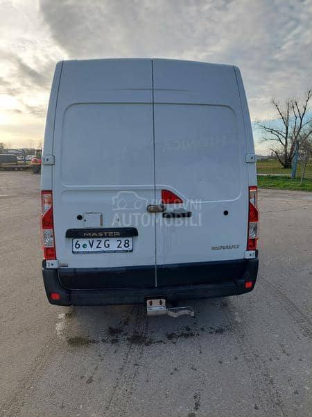 Renault Master 2.3