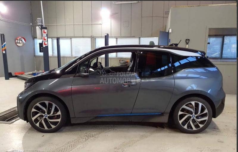 BMW i3 120Ah Koza Pano.