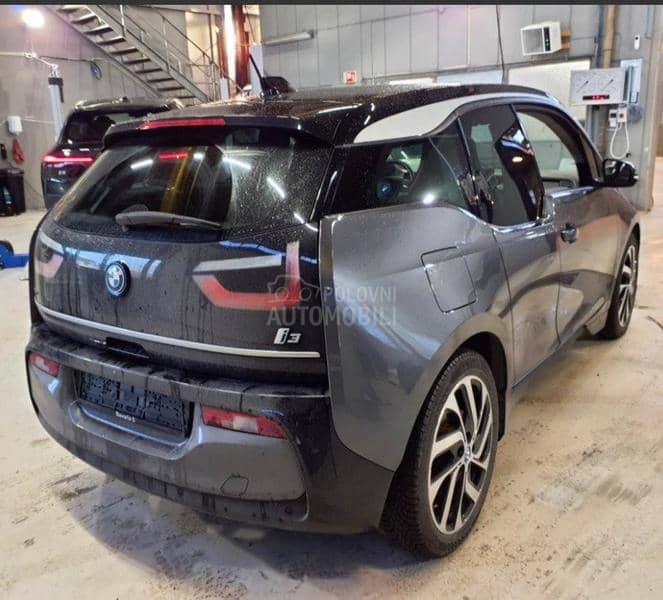 BMW i3 120Ah Koza Pano.