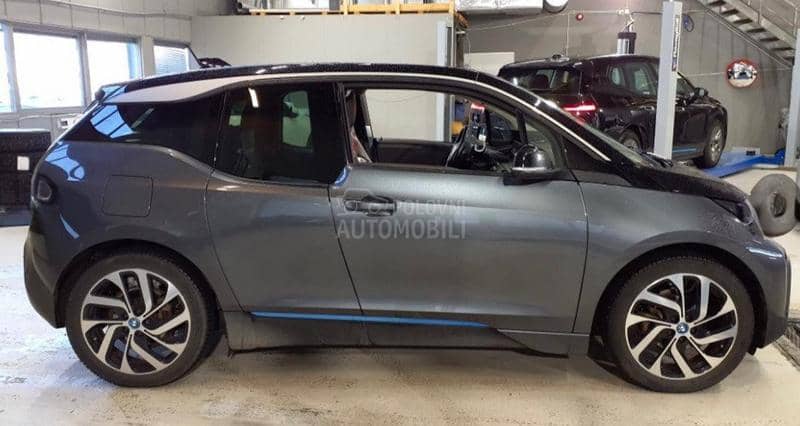 BMW i3 120Ah Koza Pano.