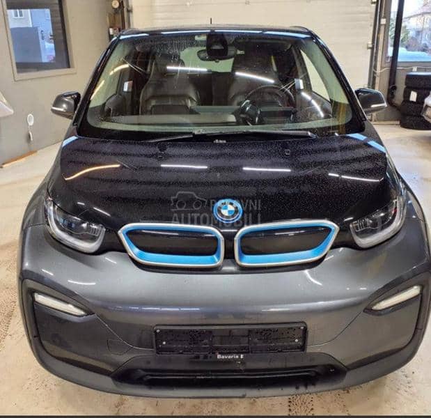 BMW i3 120Ah Koza Pano.