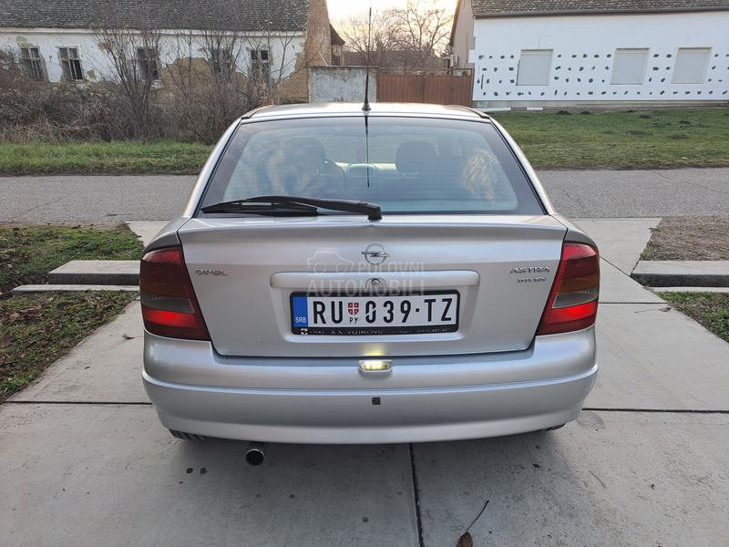 Opel Astra G 2.0 d