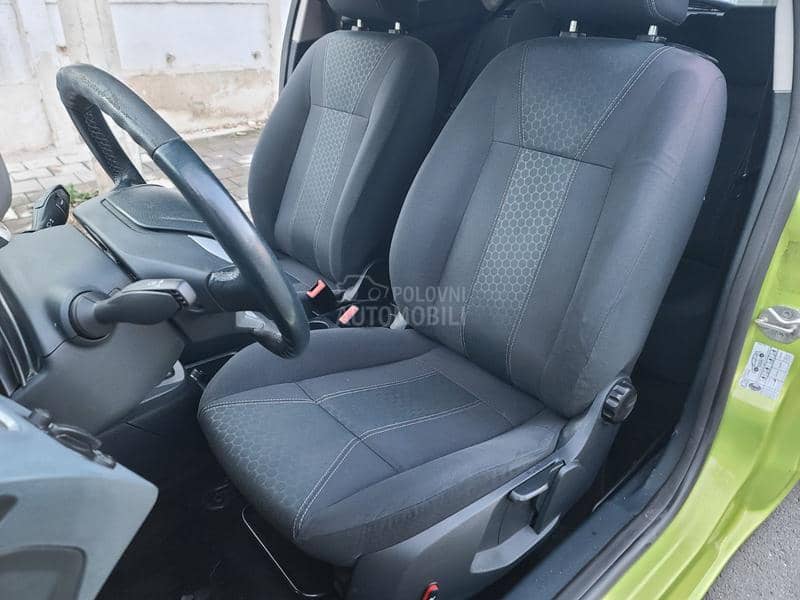 Ford Fiesta 1.6 titanium NOVO