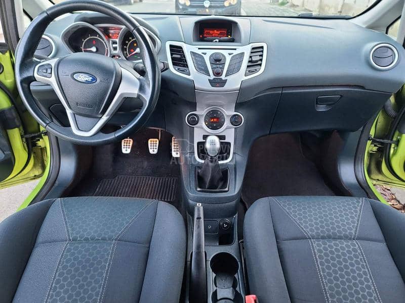 Ford Fiesta 1.6 titanium NOVO