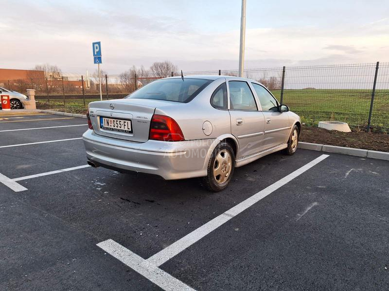 Opel Vectra B 