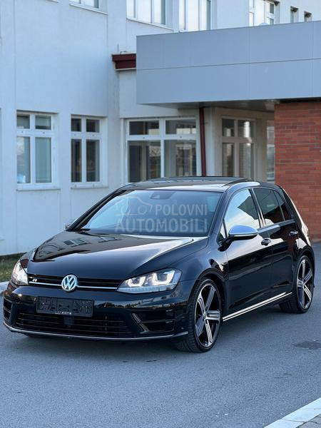 Volkswagen Golf 7 R/PANO/DSG/CH