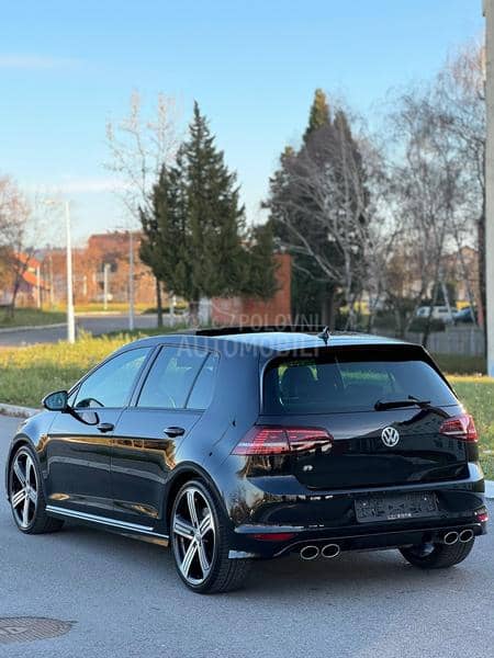 Volkswagen Golf 7 R/PANO/DSG/CH