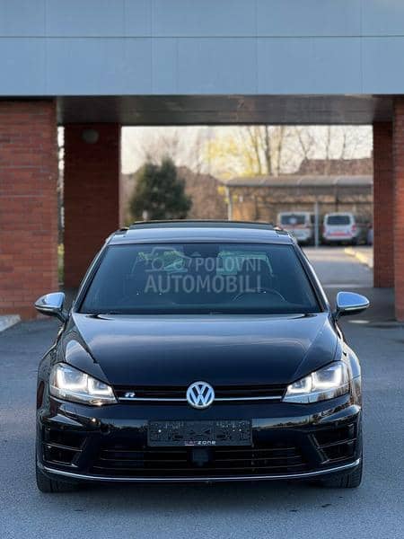 Volkswagen Golf 7 R/PANO/DSG/CH