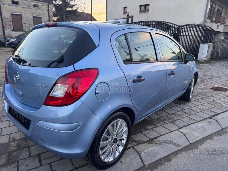 Opel Corsa D 1,0 BEN.ŠVAJC