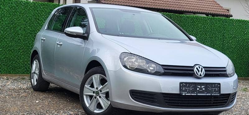 Volkswagen Golf 6 1.6 TDI  N.A.V.I