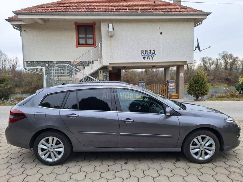 Renault Laguna BLACK EDITION