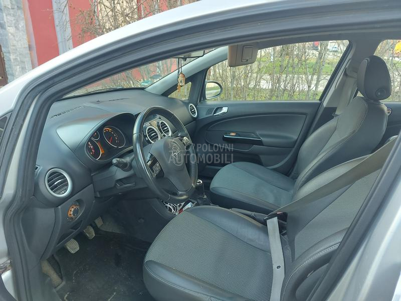 Opel Corsa D 