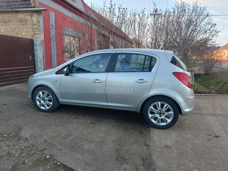 Opel Corsa D 