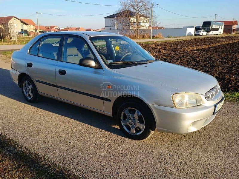 Hyundai Accent 