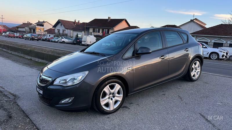 Opel Astra J 1.3 multi jet