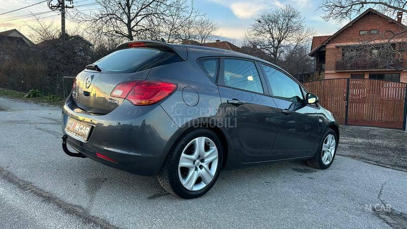 Opel Astra J 1.3 multi jet