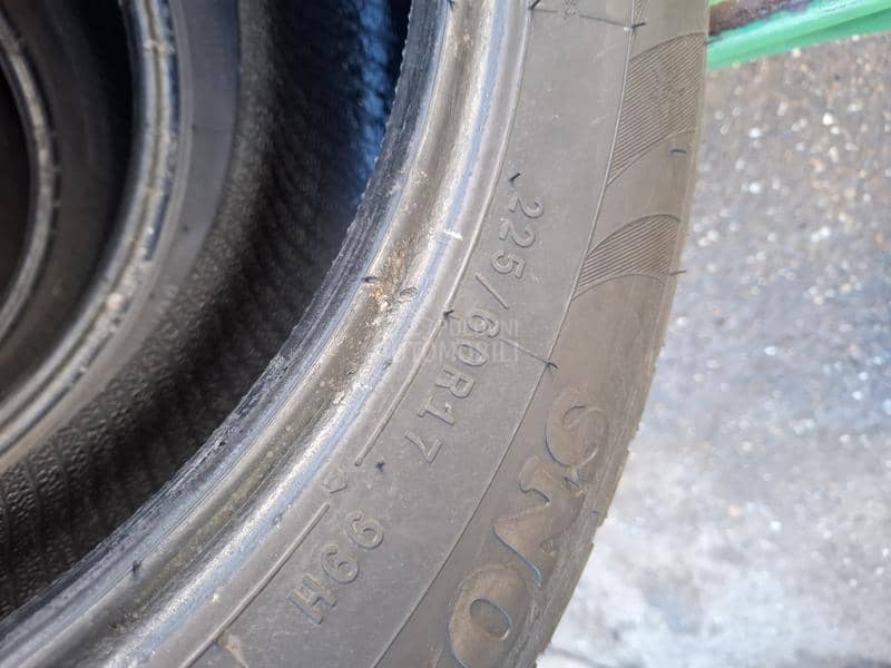 Tomket 225/60 R17 Zimska