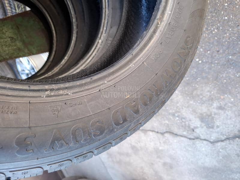 Tomket 225/60 R17 Zimska