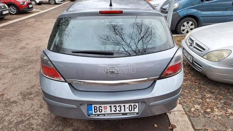 Opel Astra H 1.4