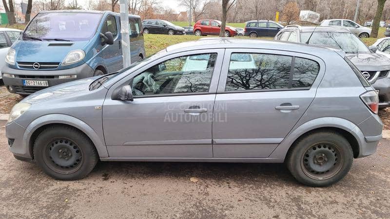 Opel Astra H 1.4