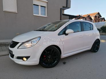 Opel Corsa D 1.4i OPC-LINE CH