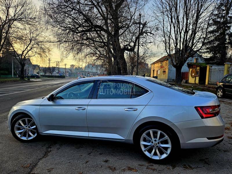 Škoda Superb 2,0 TDI BONBONICAAA