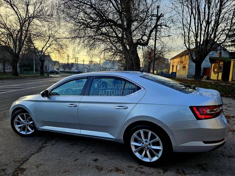 Škoda Superb 2,0 TDI BONBONICAAA