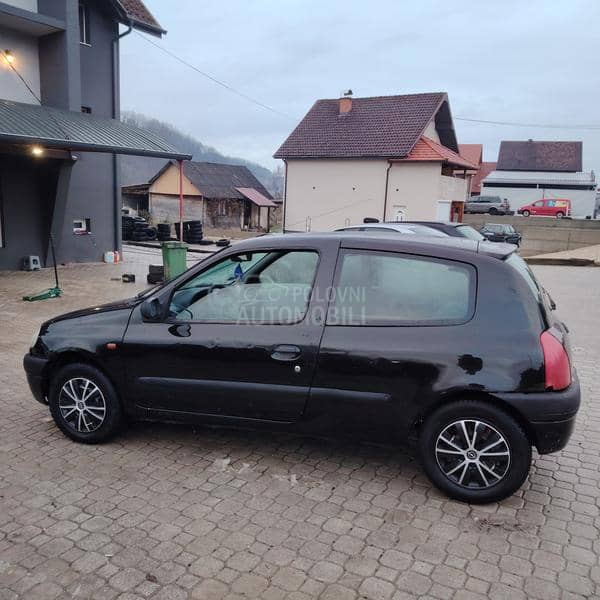 Renault Clio 1.2 16 v