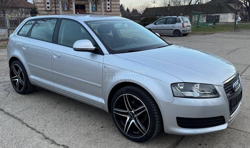 Audi A3 1.6 8V SLINE NOV