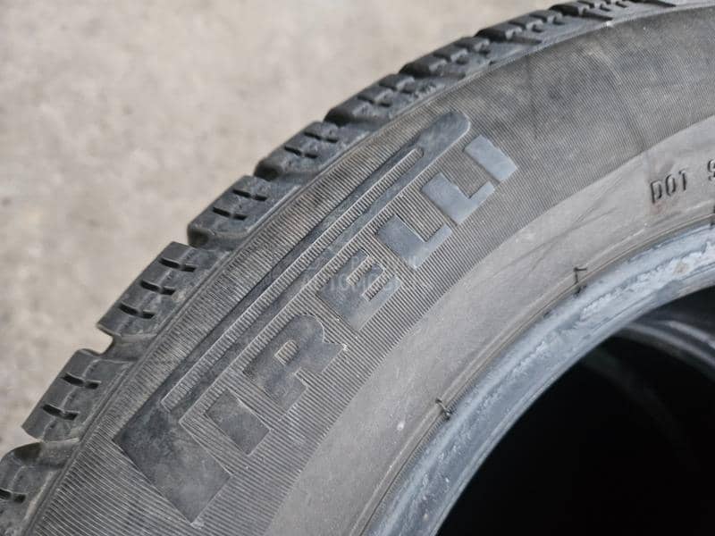Pirelli 195/60 R15 Zimska