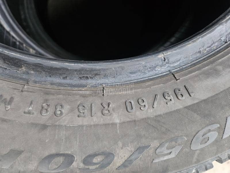 Pirelli 195/60 R15 Zimska