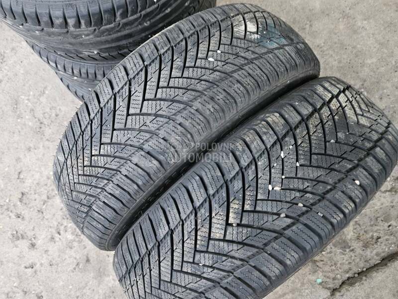 Tracmax 165/60 R15 Zimska