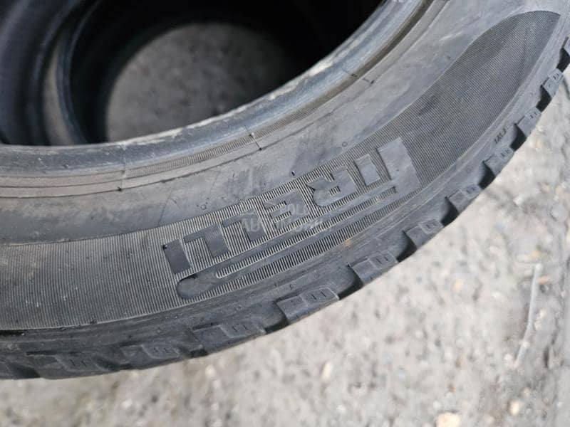 Pirelli 185/55 R15 Zimska