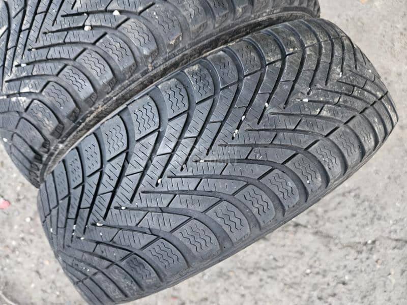 Pirelli 185/55 R15 Zimska