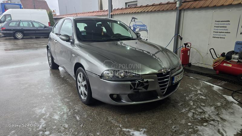 Alfa Romeo 147 