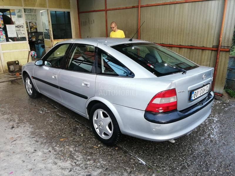 Opel Vectra B 