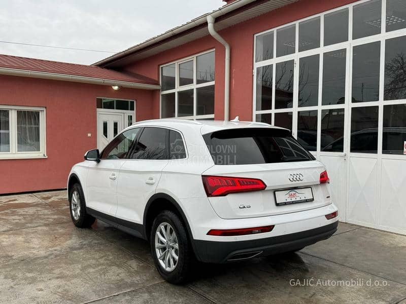 Audi Q5 2.0TDI S TRONIC