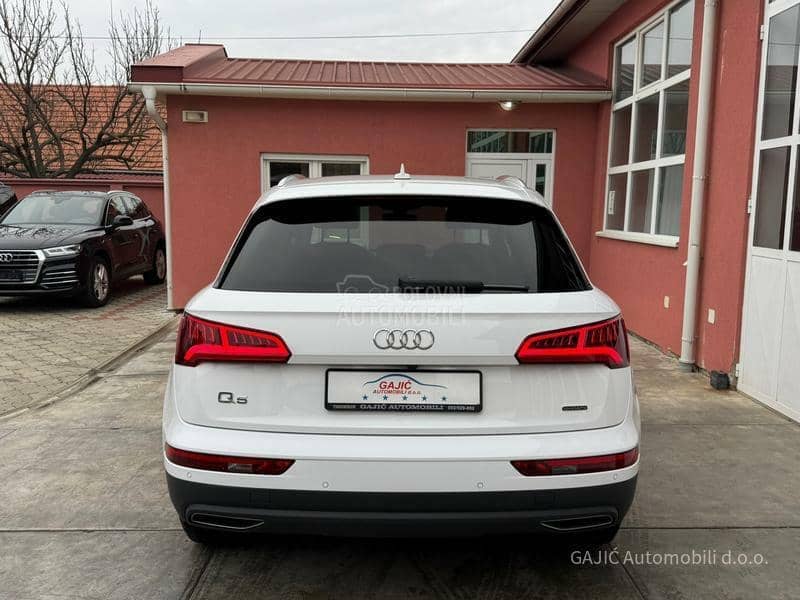 Audi Q5 2.0TDI S TRONIC