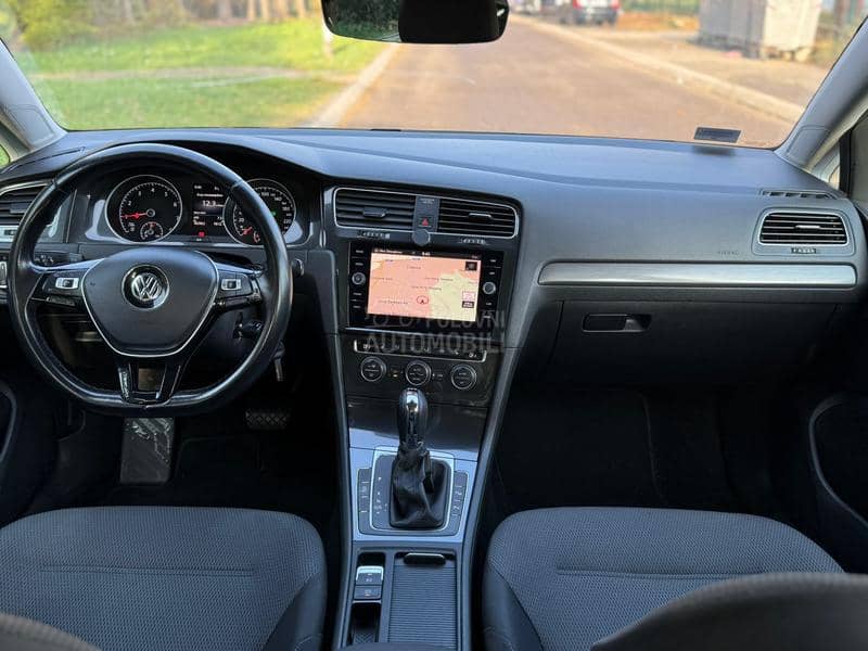 Volkswagen Golf 7 autom. TSI