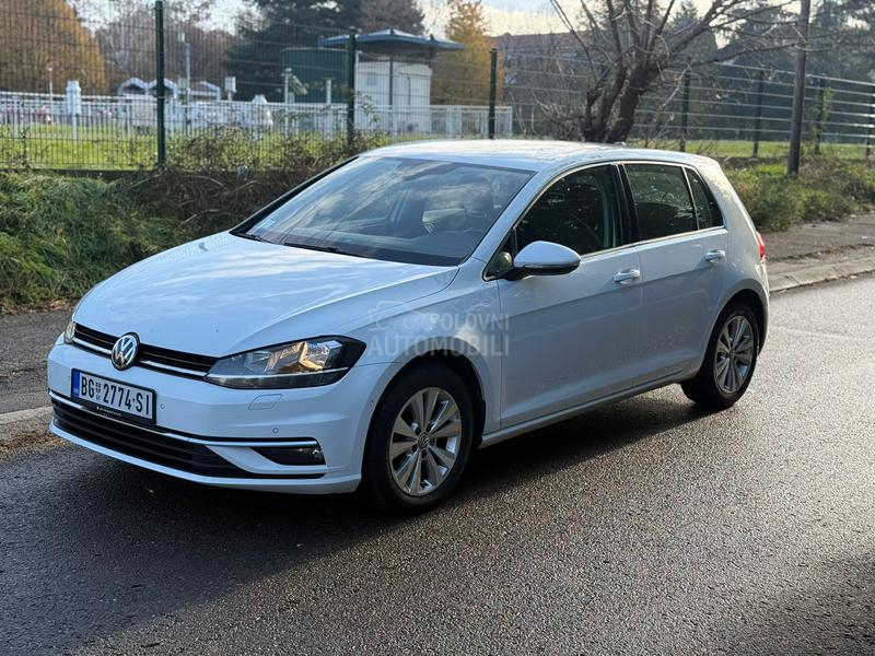 Volkswagen Golf 7 autom. TSI